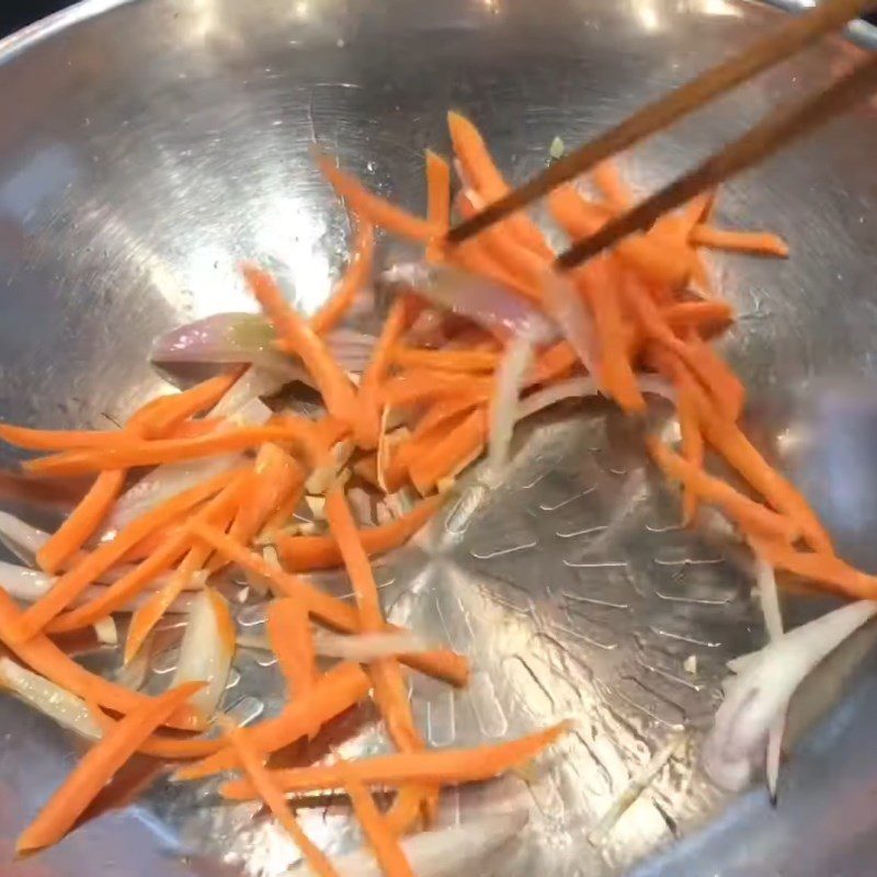 Step 3 Sauté the vegetables Sour jackfruit soup