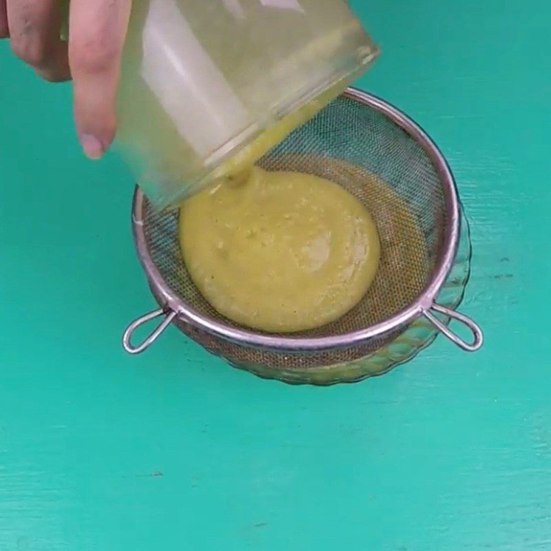 Step 2 Blend avocado for mooncake with flan filling