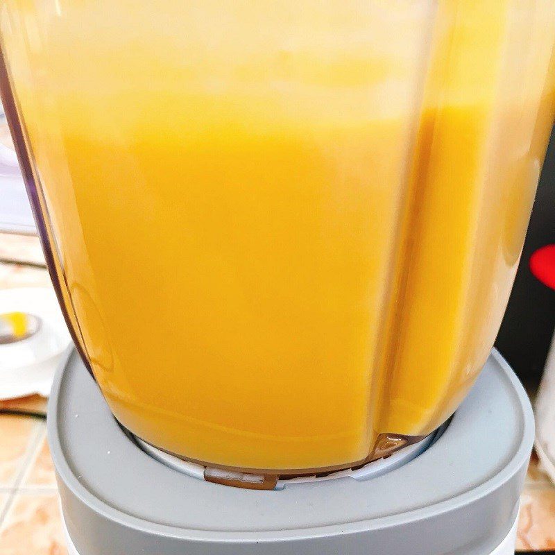 Step 2 Blend the milk and pumpkin mixture Pumpkin milk (recipe shared by user)