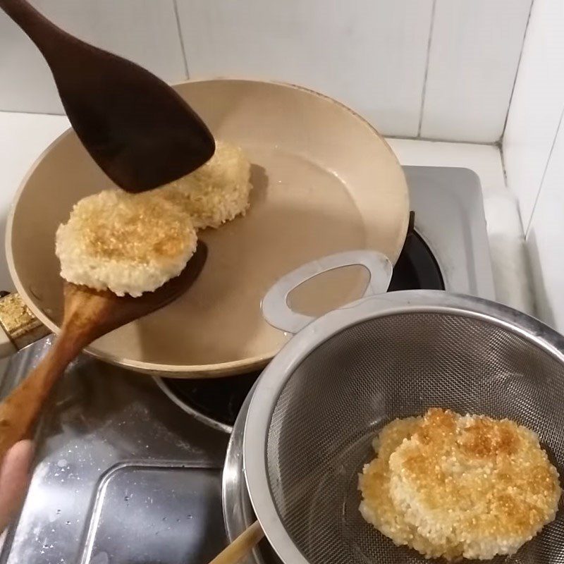 Step 2 Press and fry sticky rice Fried sticky rice with pork floss