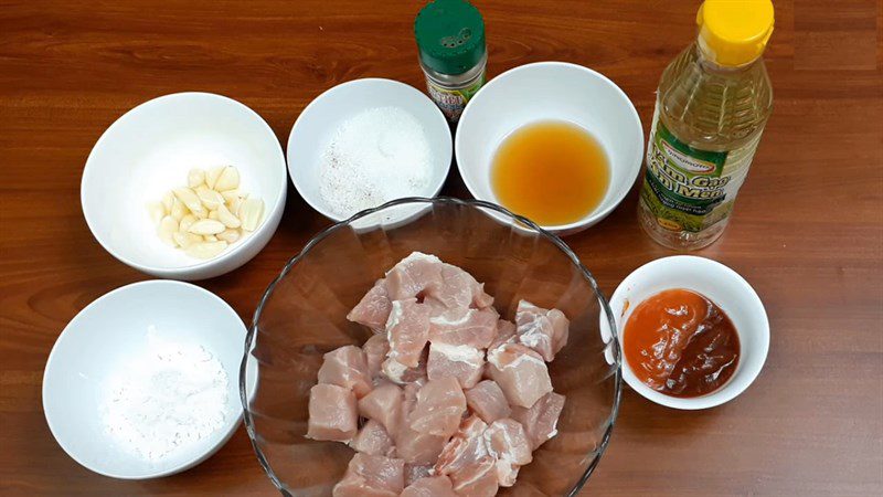 Ingredients for sweet and sour stir-fried pork