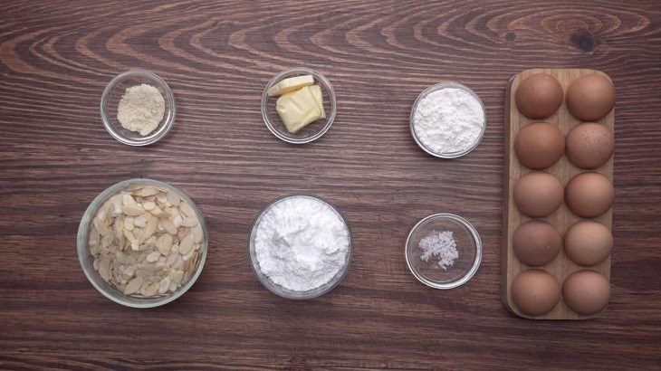 Ingredients for almond cookie recipe