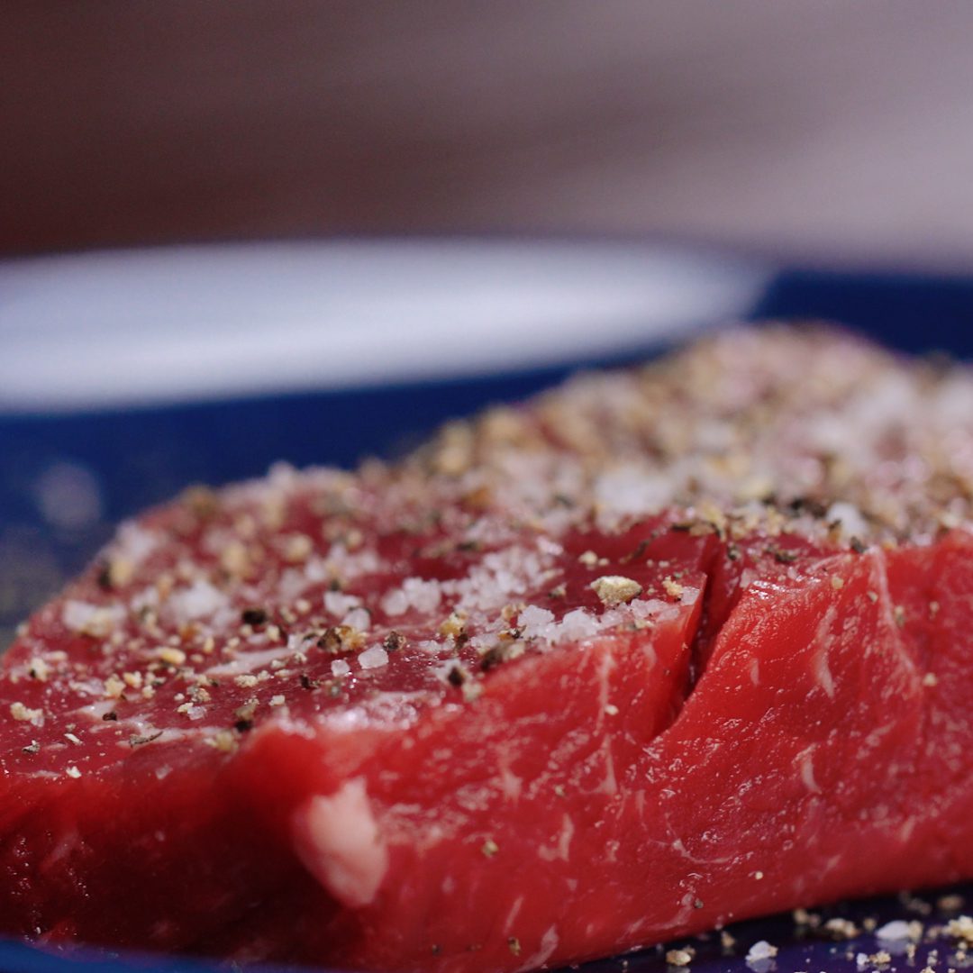 Step 2 Pan-Seared Tenderloin Seaweed Beef Rice