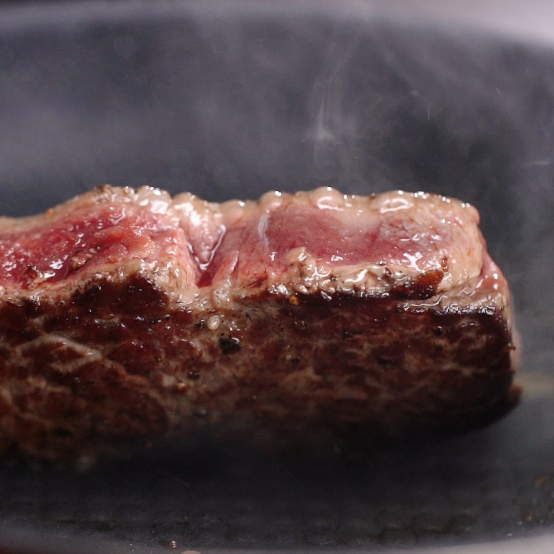 Step 2 Pan-Seared Tenderloin Seaweed Beef Rice