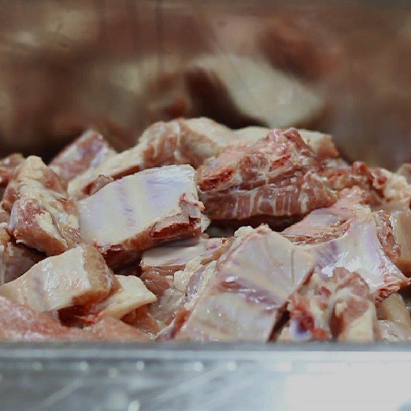 Step 1 Prepare the pork ribs Russian-style grilled ribs