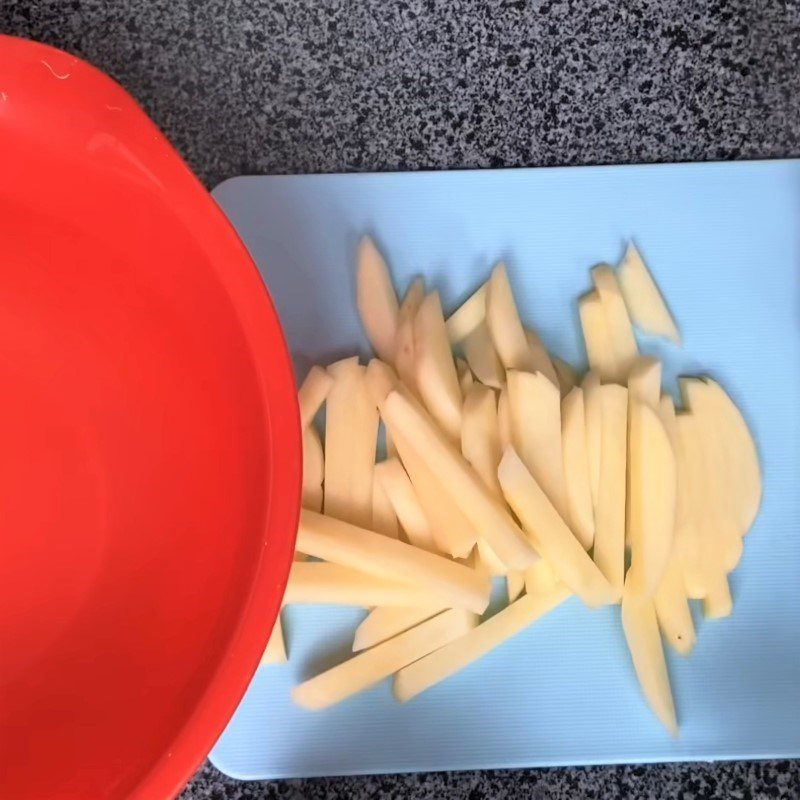 Step 1 Prepare the potatoes French fries with an air fryer