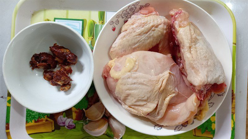 Ingredients for tamarind chicken dish