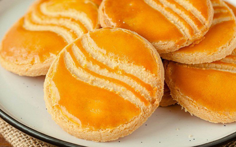 Almond cheese cookies made with an air fryer