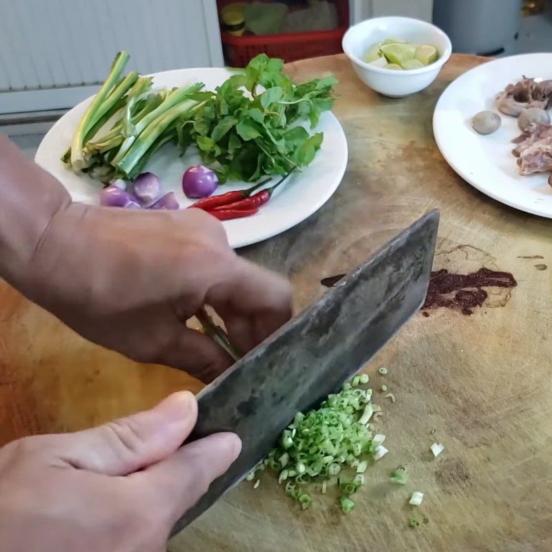 Step 1 Prepare the ingredients for Rabbit Blood Pudding