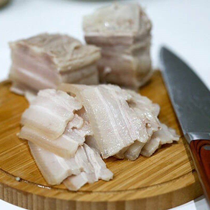 Step 1 Prepare the ingredients for Mangosteen Salad with Shrimp and Pork