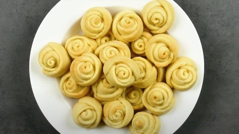 Rose cookies