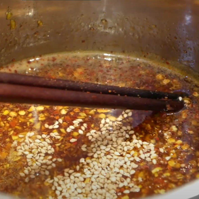 Step 2 Make the marinade for beef wrapped in betel leaves using an air fryer