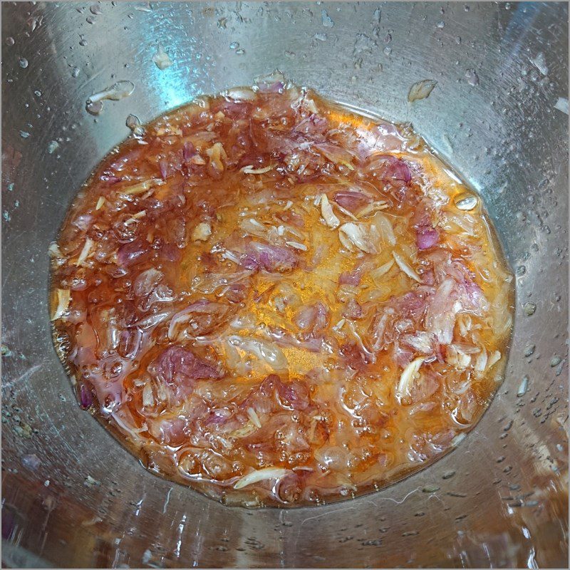 Step 2 Marinate the mackerel Mackerel stewed with tomatoes using a pressure cooker (Recipe shared by a user)