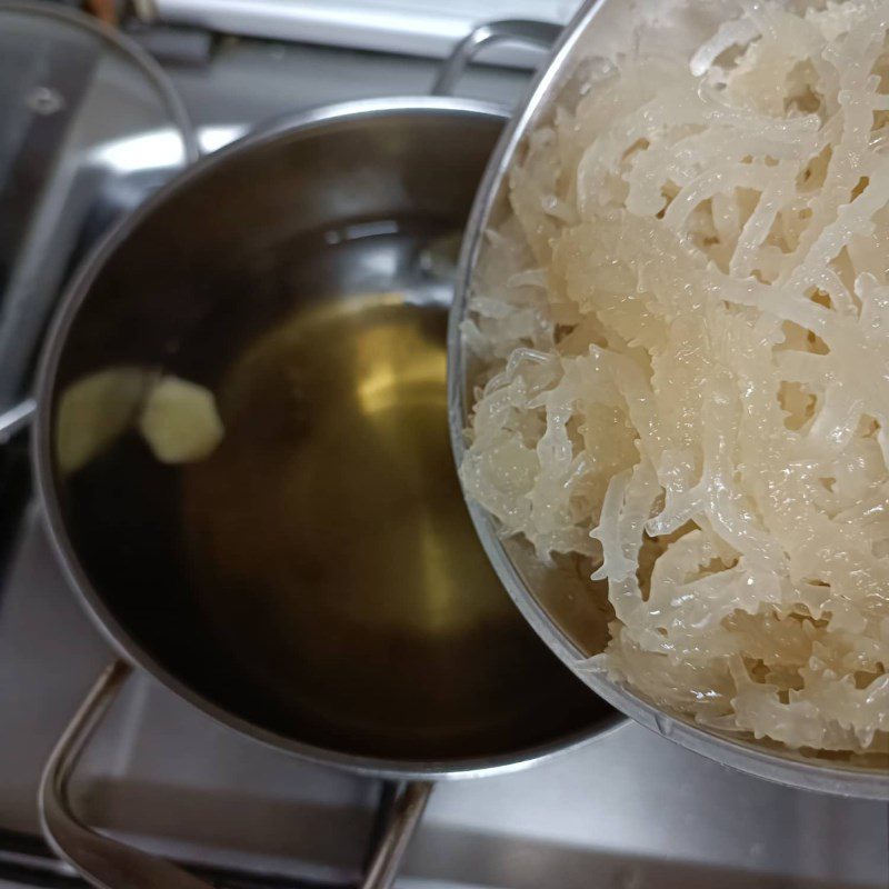 Step 2 Making jelly with seaweed