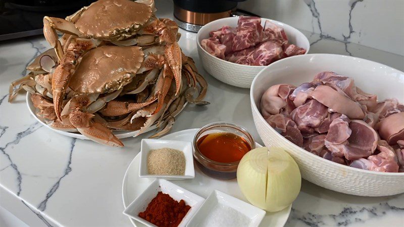 Ingredients for 2 dishes of crab noodle soup