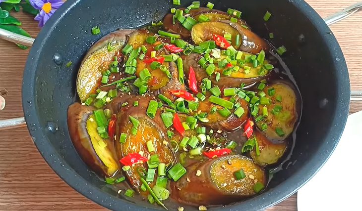 Step 4 Final Product Vegetarian Braised Eggplant with Pepper