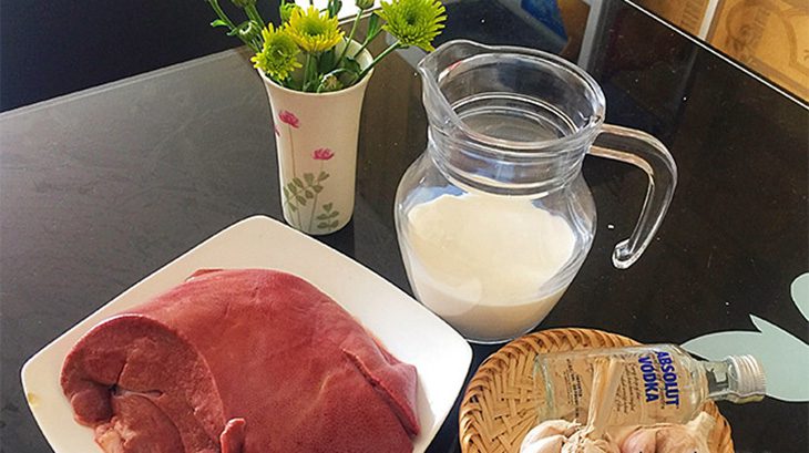 Ingredients for fried pig liver dish