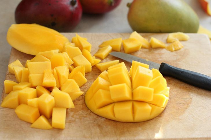 Step 1 Prepare the ingredients for Mango Gummy Candy