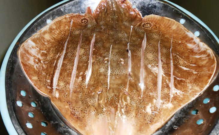 Step 1 Prepare the ingredients for Grilled Stingray with Turmeric