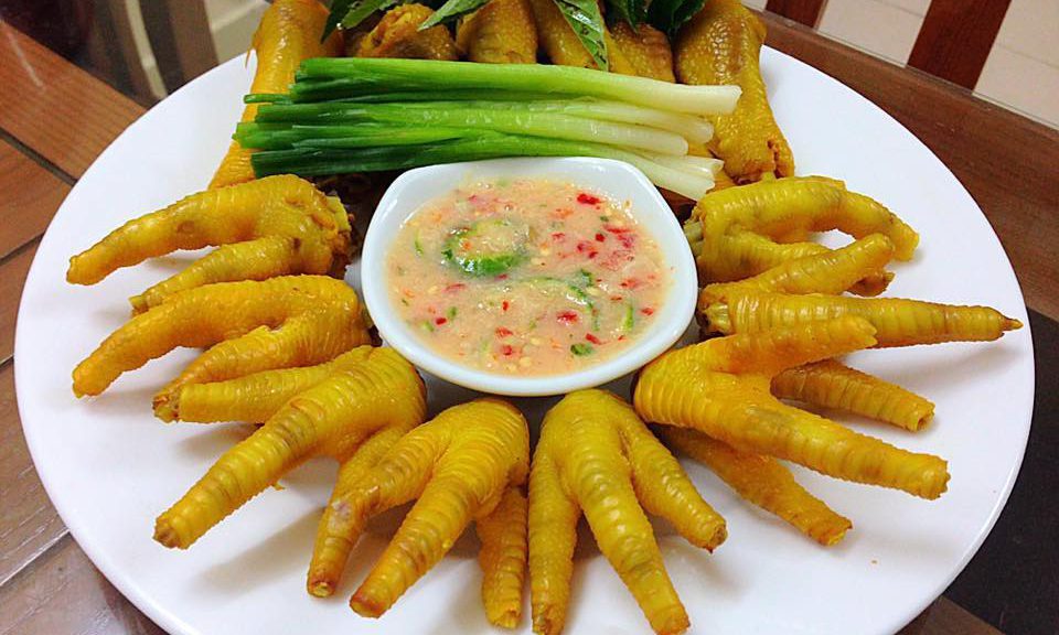 delicious dipping sauce for boiled chicken feet made from milk and traditional herbs