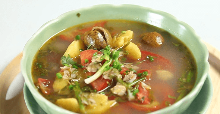 Step 4 Final product Clam soup with pineapple