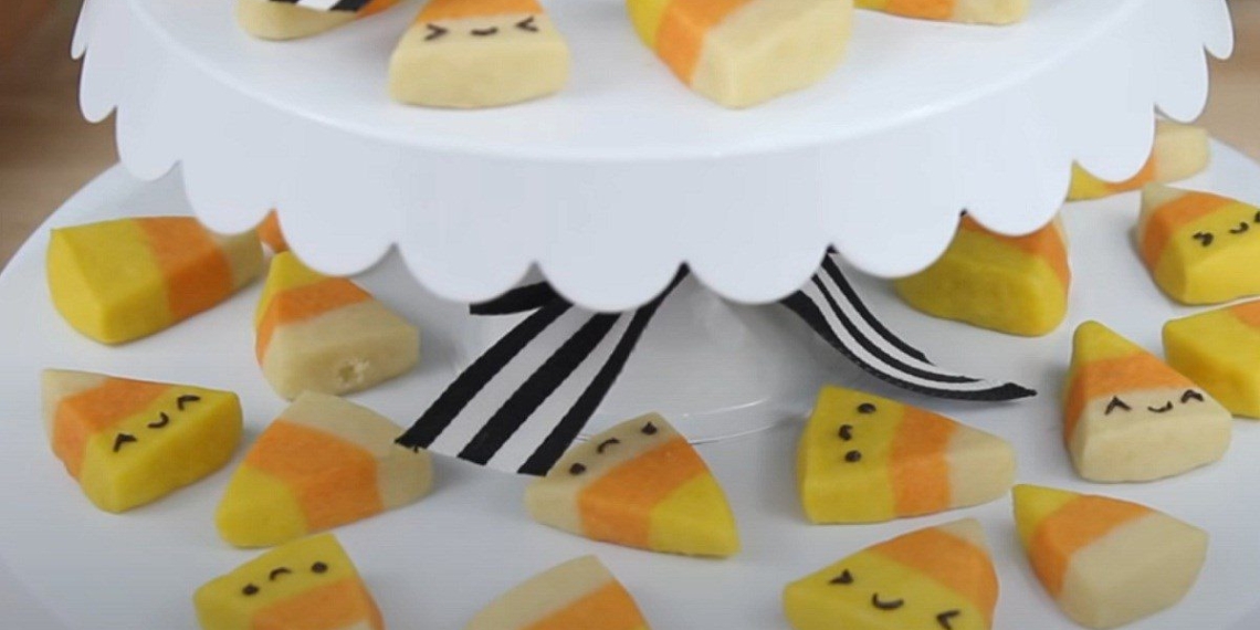 2 ways to make candy corn and marshmallow cookies for halloween 04881