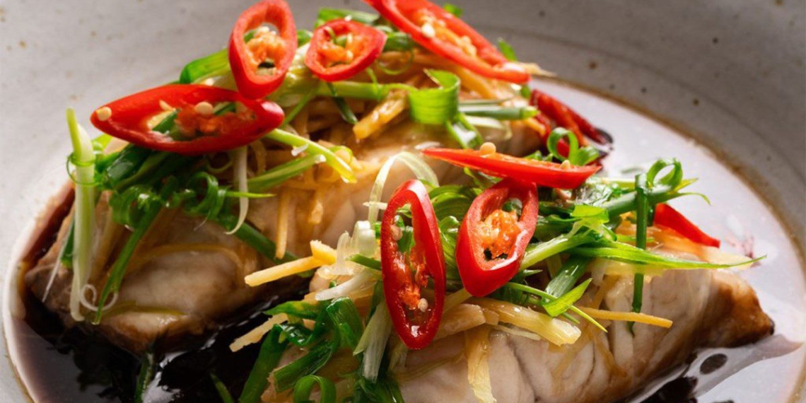 2 ways to make delicious steamed fish with ginger and soft mushrooms 05667