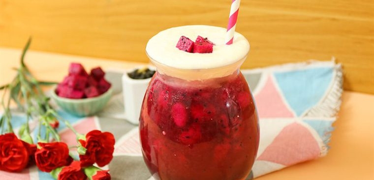 2 ways to make dragon fruit tea simple and cool for summer 01745