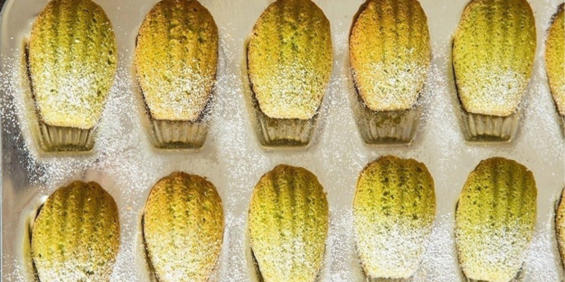 2 ways to make green tea delicious attractive madeleine cake 09654