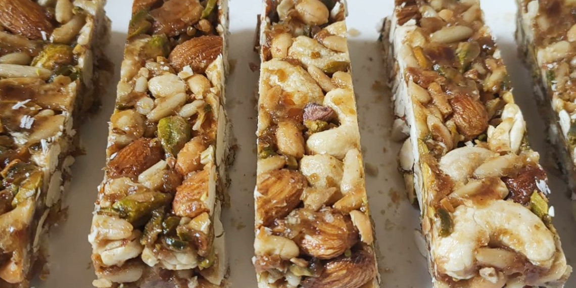 2 ways to make nutritious protein bars for exercisers 12741