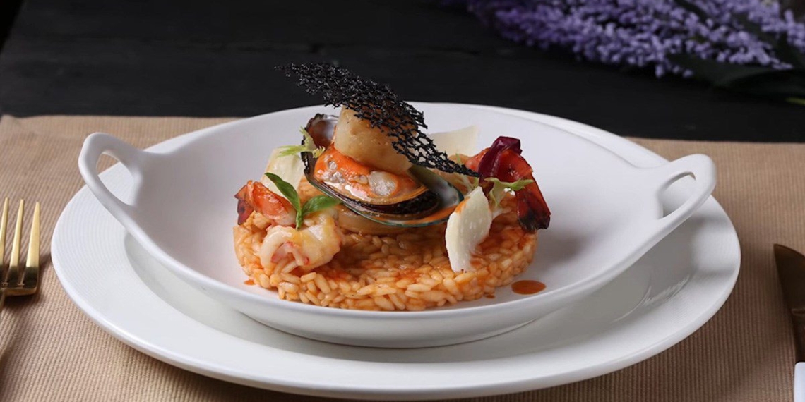 2 ways to make seafood risotto with aromatic mushrooms delicious recipe 04863