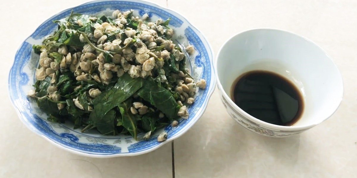 2 ways to make stir fried clams with leeks and simple delicious onions 10366