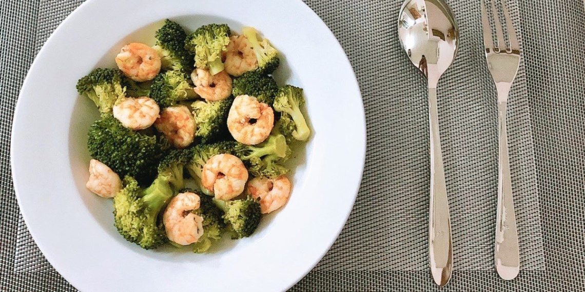 2 ways to make stir fried shrimp with broccoli and delicious simple mustard greens 07281