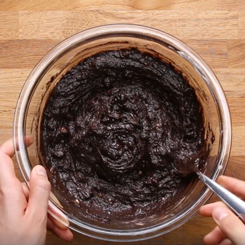 Step 2 Mixing the batter Banana chocolate bread