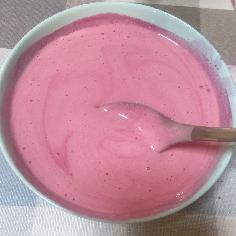 Step 4 Mixing the cake batter Beetroot cupcake