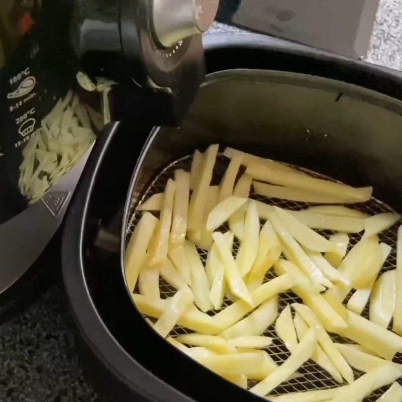 Step 3 Frying Potatoes Fried potatoes using an air fryer