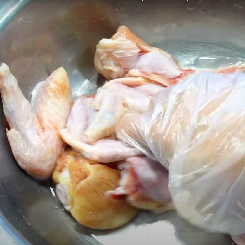 Step 1 Prepare the Chicken Wings Grilled Chicken Wings with Fermented Bean Sauce