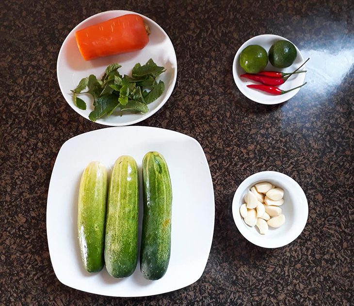 Ingredients for pickled cucumber dish