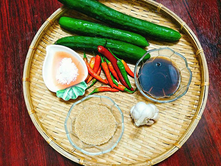 Ingredients for pickled cucumber dish