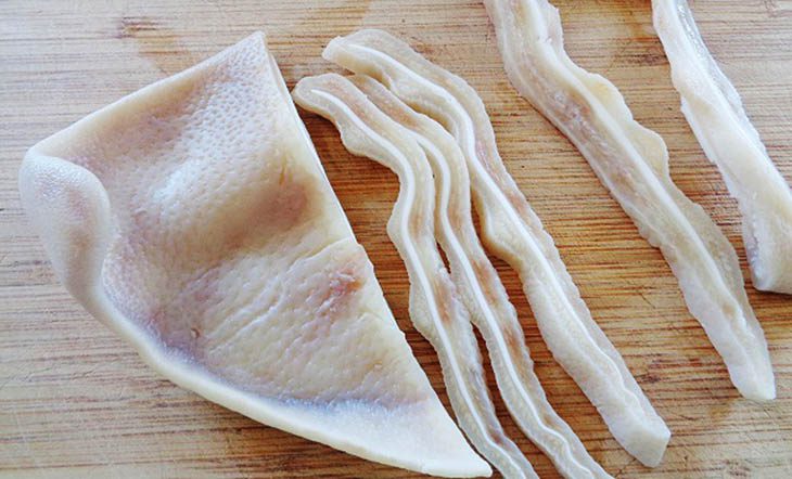 Step 2 Boil the pork ear for Pork Ear Pickled with Lemongrass and Sweet-Sour Kumquat