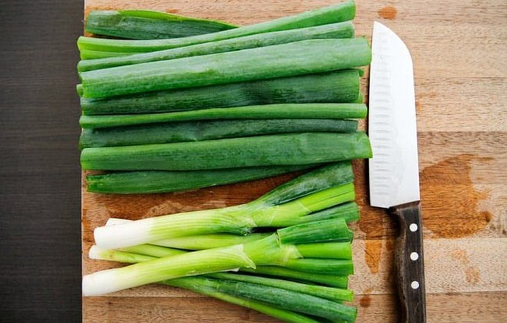 Step 1 Prepare the ingredients for Grilled Beef Rolls with Green Onions