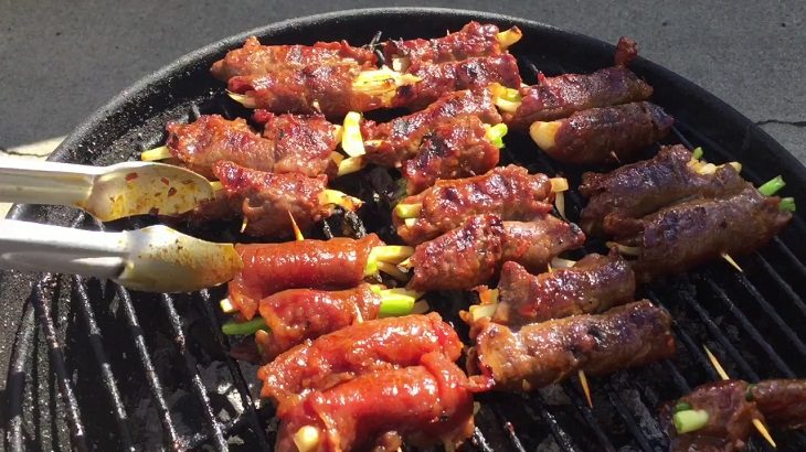 Step 3 Grilling Beef Rolls with Green Onions