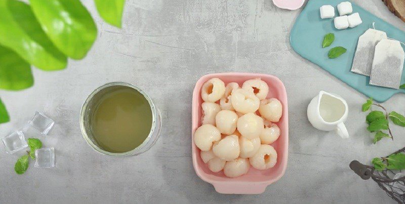 Ingredients for 3 ways to make lychee tea and lychee jelly tea