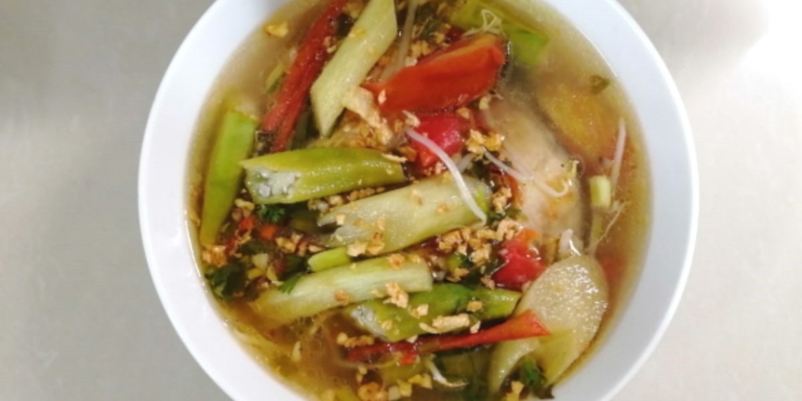 3 ways to cook sour fish soup without tamarind thanh ha heat 04892