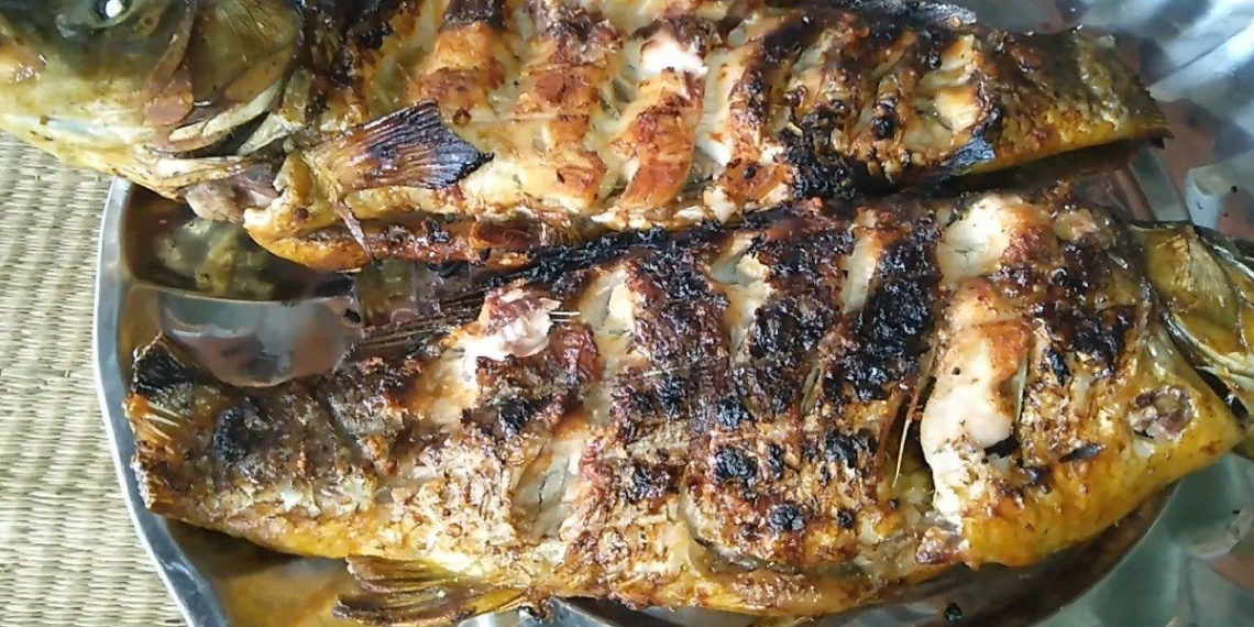 3 ways to make grilled carp with separate paper salt and chili delicious 05276