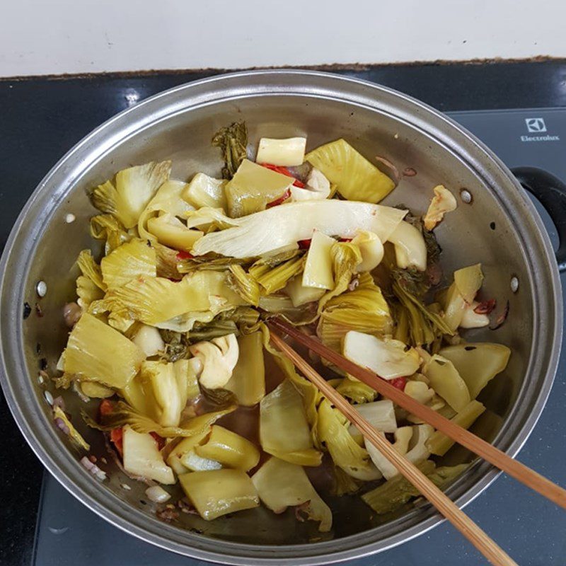 Step 4 Stewing Carp with Pickled Mustard Greens Carp Stewed with Pickled Mustard Greens