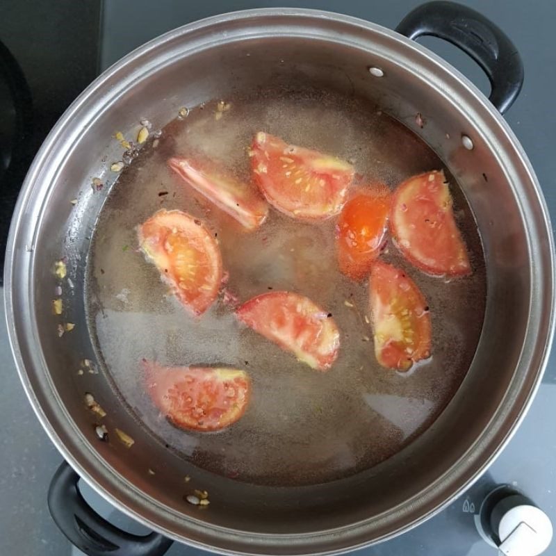 Step 4 Cooking fish soup