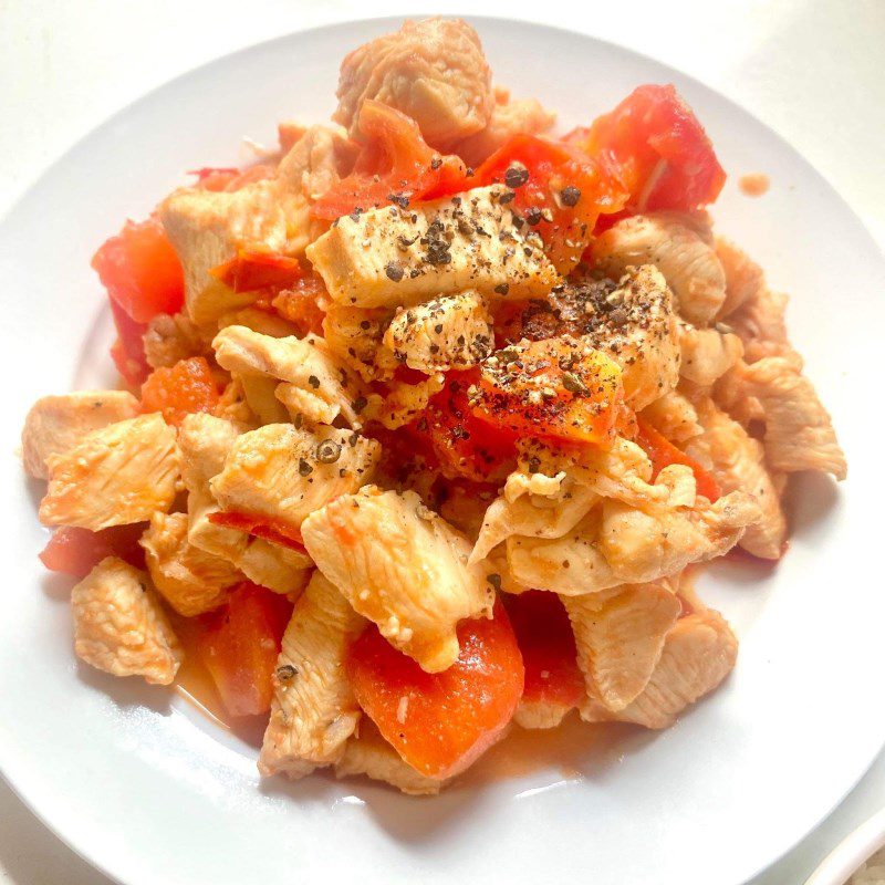 Step 4 Final product Stir-fried chicken breast with tomatoes