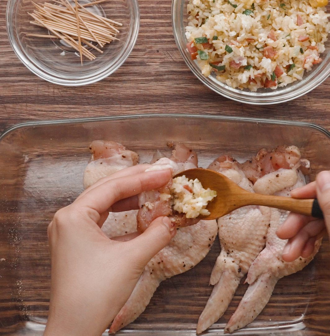 Step 4 Stuff rice into chicken wings Stuffed chicken wings with fried rice