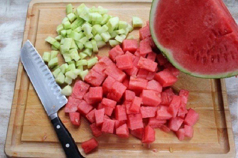 Preparing to make winter melon and watermelon juice